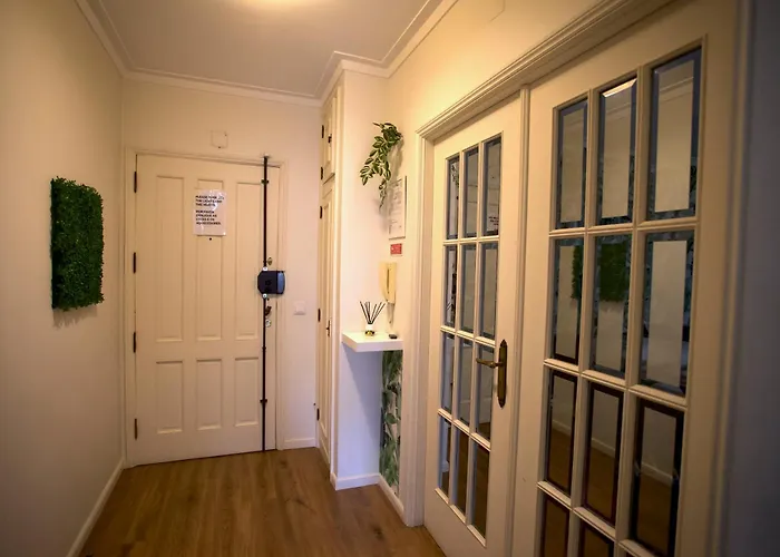 2bedroom Flat - Families, Remote Work, Downtown - Private Garage