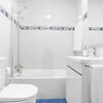 2bedroom Flat - Families, Remote Work, Downtown - Private Garage